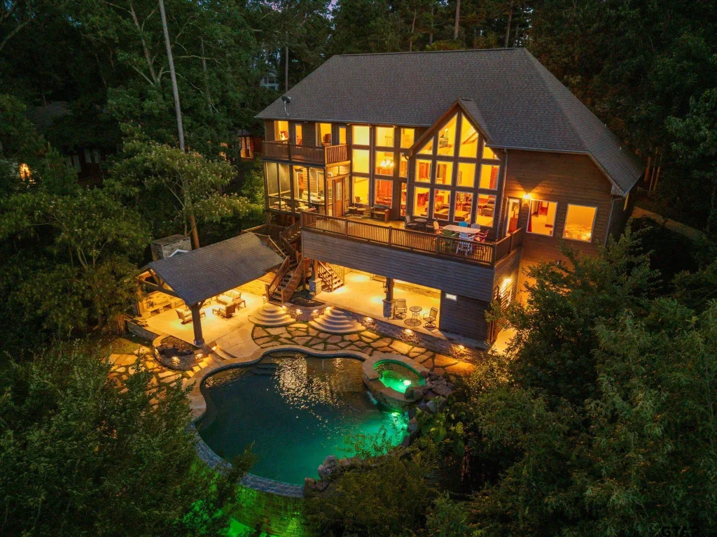 350 E El Dorado Dr, Scroggins