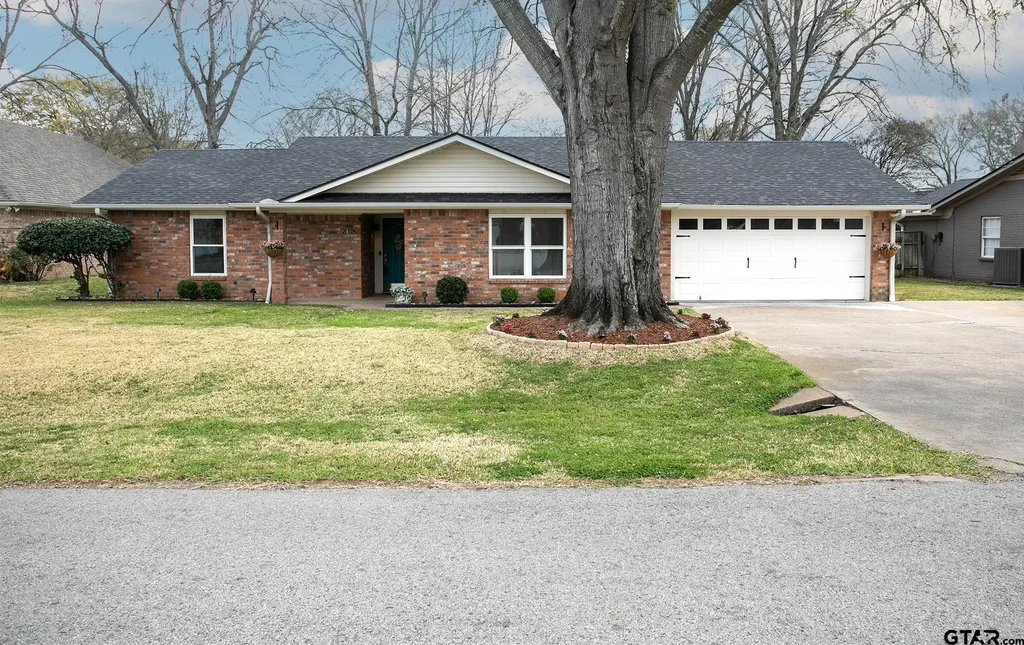 279 N Bay Dr. Dr., Bullard