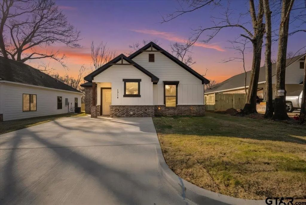 1314 Claude, Tyler