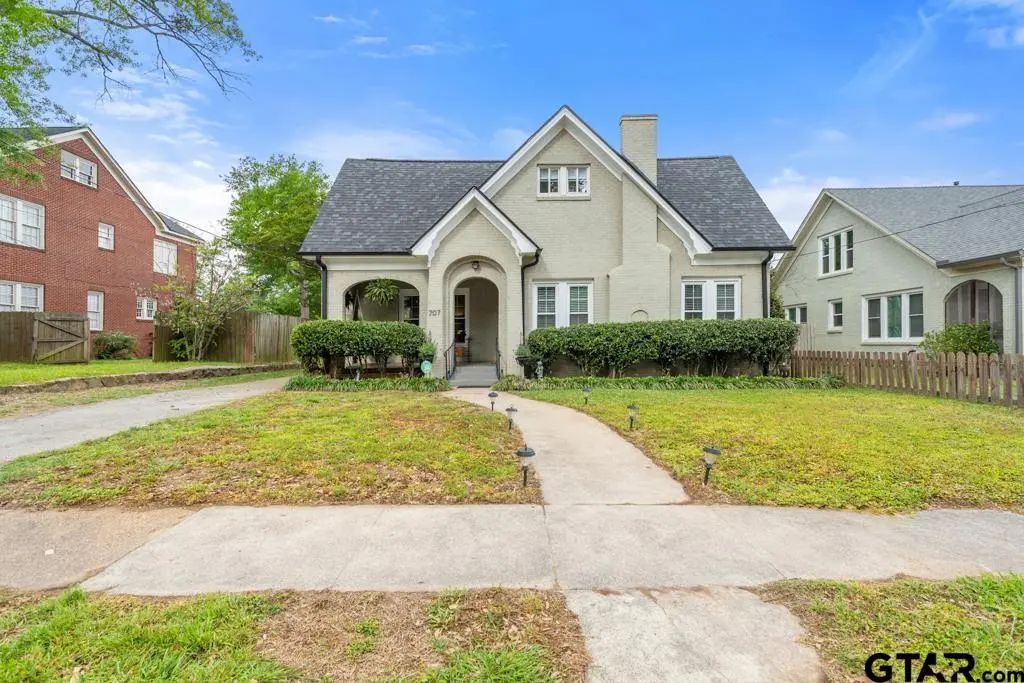 707 S. Palace Ave., Tyler