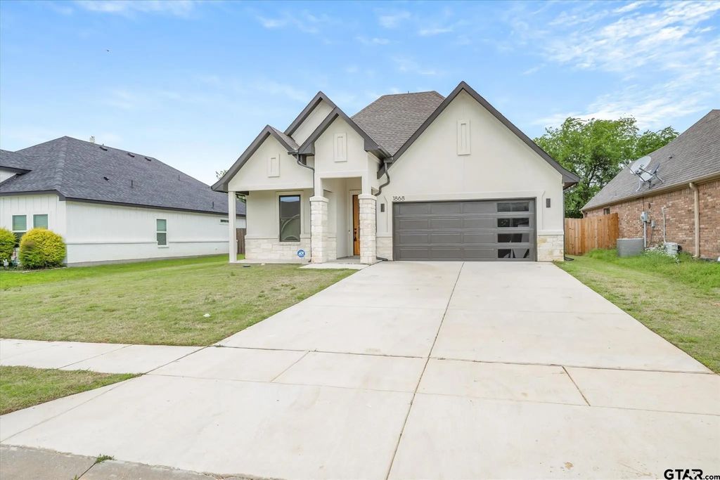 1868 Meadowview, Canton