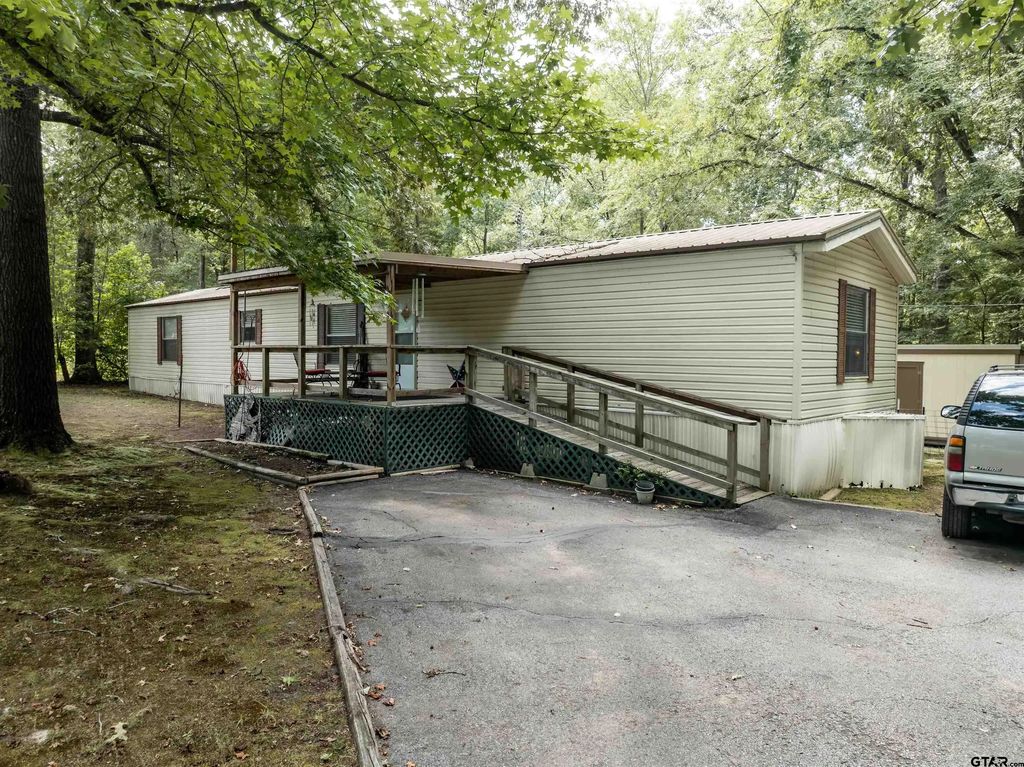 190 E Sycamore Lane, Murchison