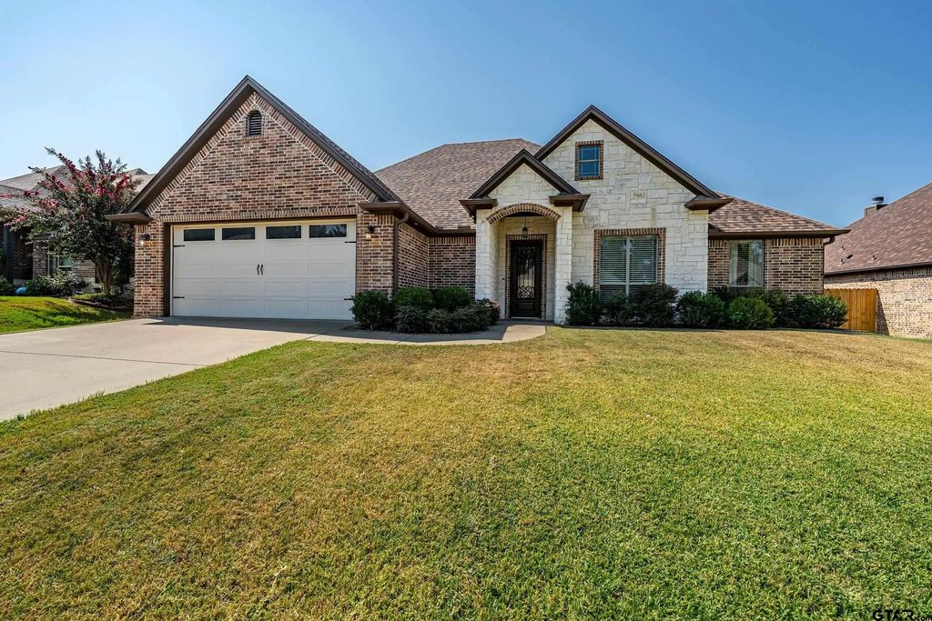 11867 Vermilion, Tyler