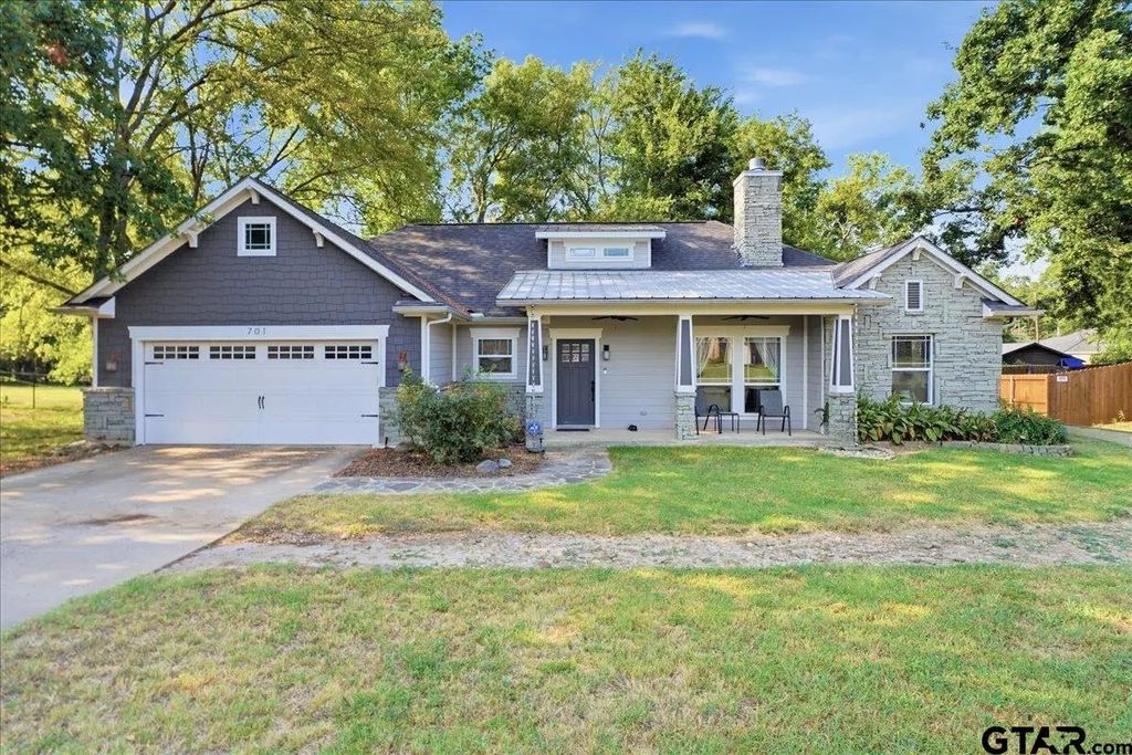 701 Jack, Lindale