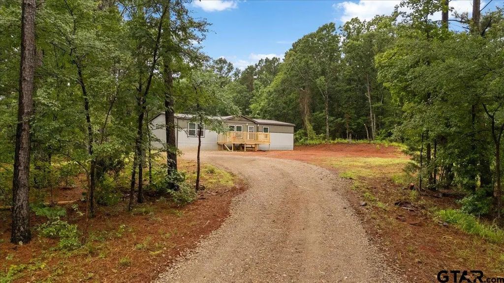 18755 County Road 4104, Lindale