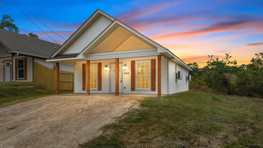 22508 Dogwood Trl, Flint