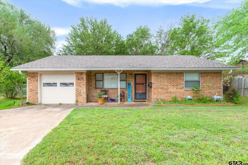 721 Water Crest Circle, Canton