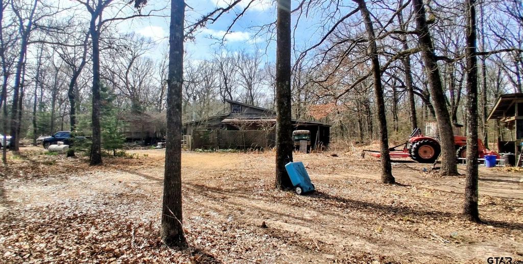 526 N Cr 1820, Talco