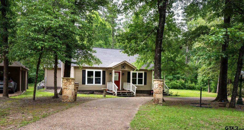114 Butternut Glen, Holly Lake Ranch