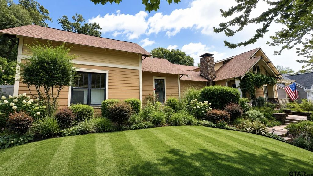 3938 Charleston Park, Tyler