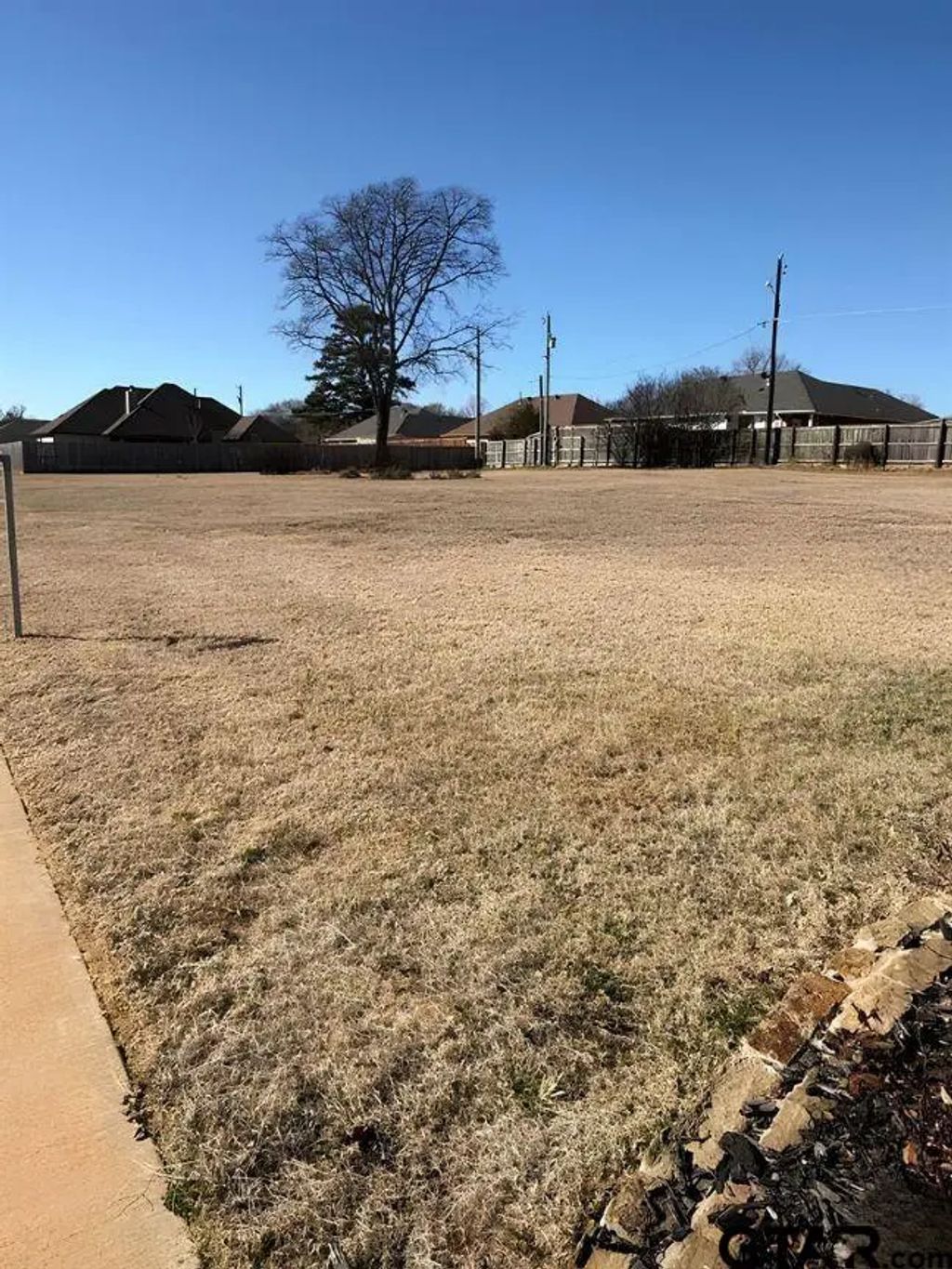 399 Maji Road, Whitehouse