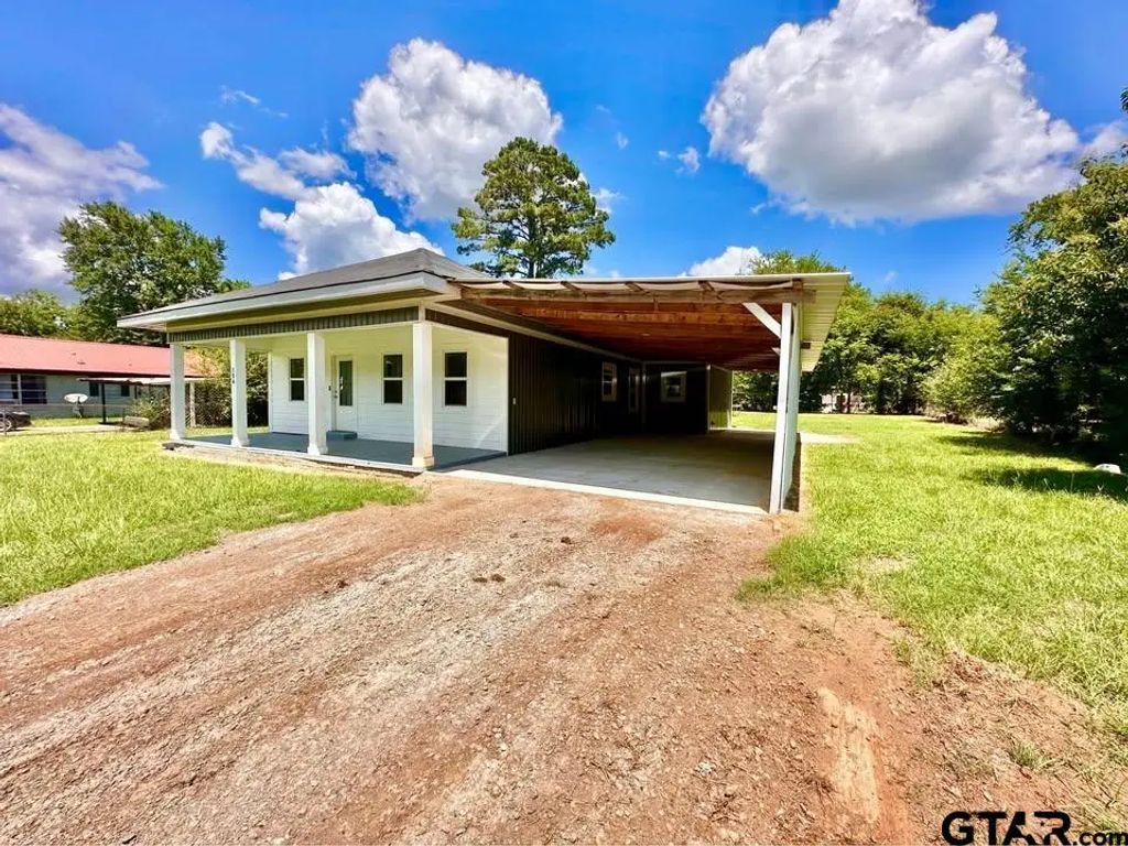 156 Sycamore Street, Alto