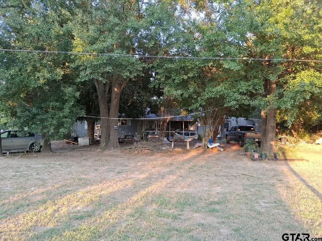 16300 County Road 4100, Lindale