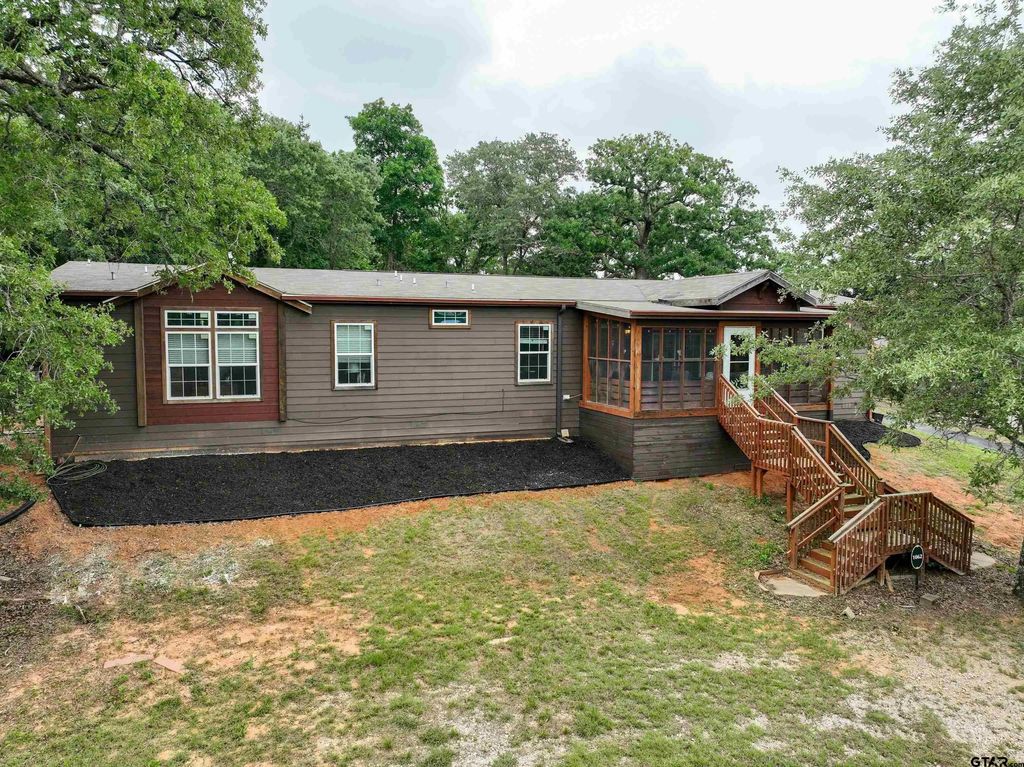 1062 Hickory Hills Drive, Murchison