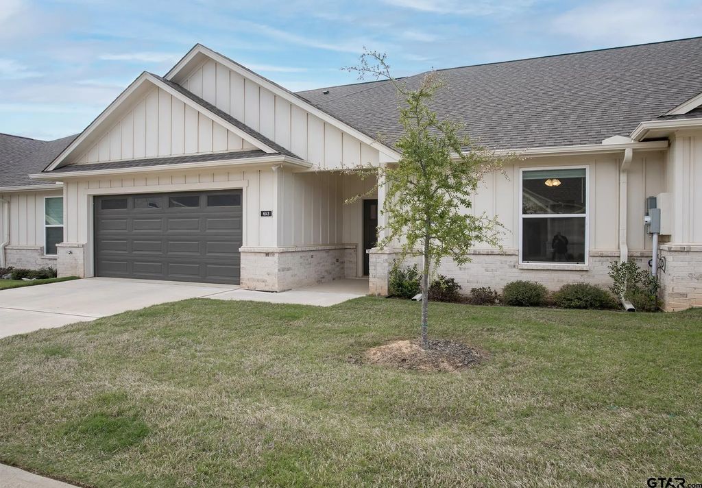 6143 Hamilton Meadows Way, Tyler