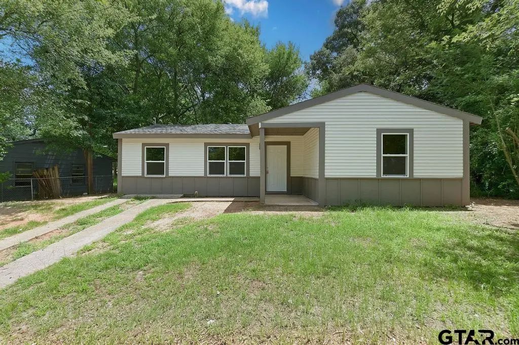 444 Bowie, Lone Star