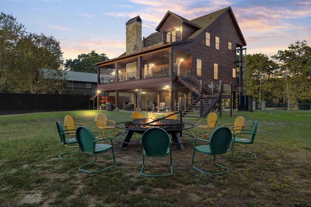 742 Private Road 7219, Jefferson