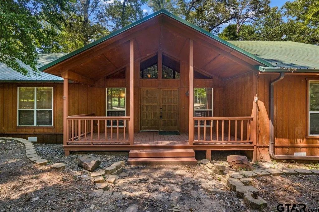 2040 Valleywood, Holly Lake Ranch