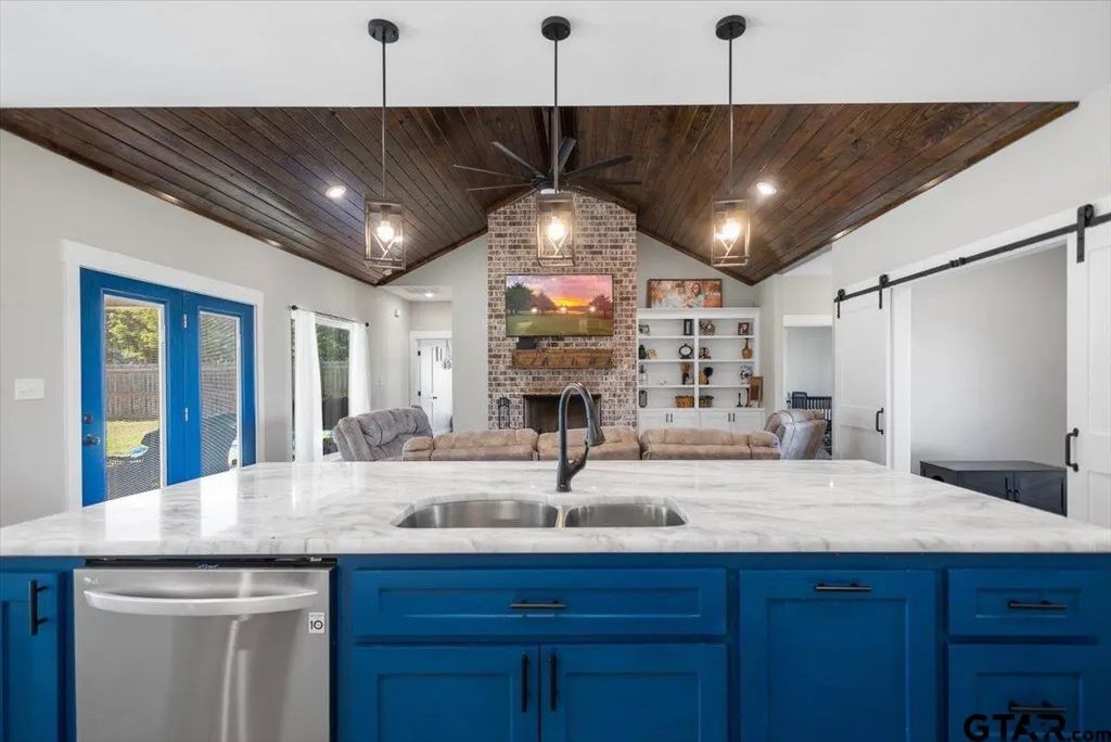 13393 N Fm 768, Jacksonville