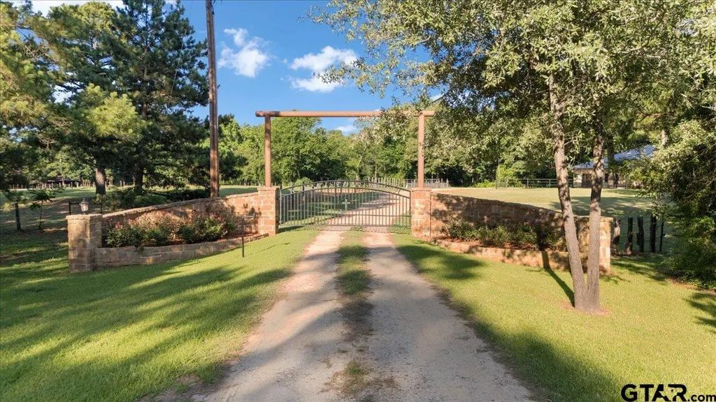 18598 Fm 1804, Lindale