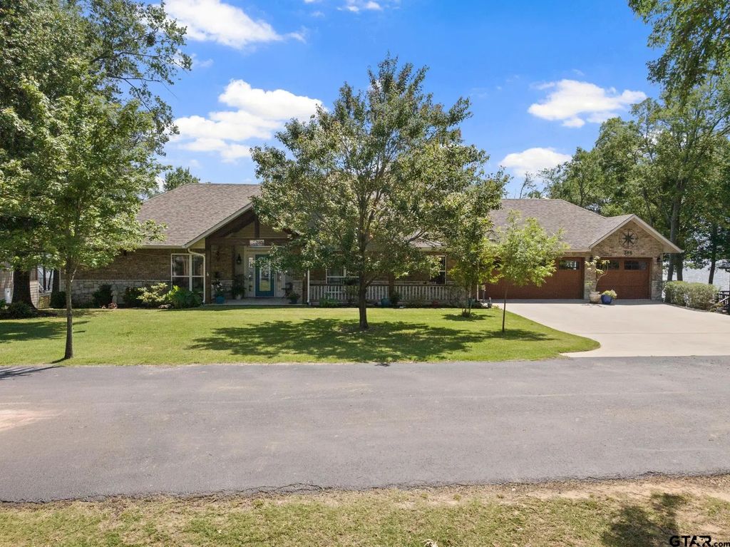 398 Private Road 2939, Pittsburg