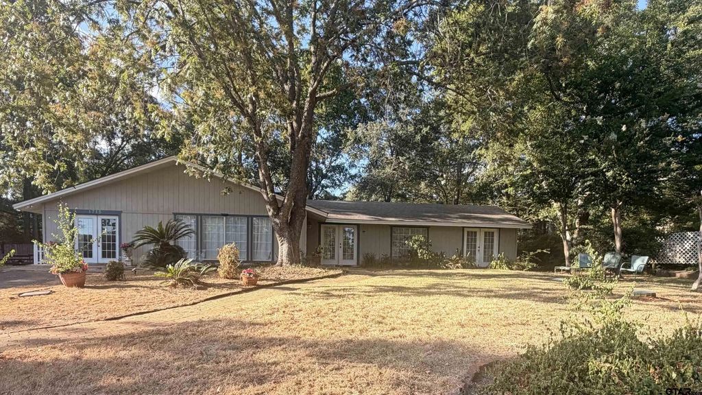 1715 Leisure Lane, Hideaway