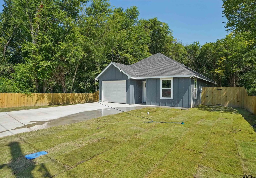117 Maxwell Street, Sulphur Springs