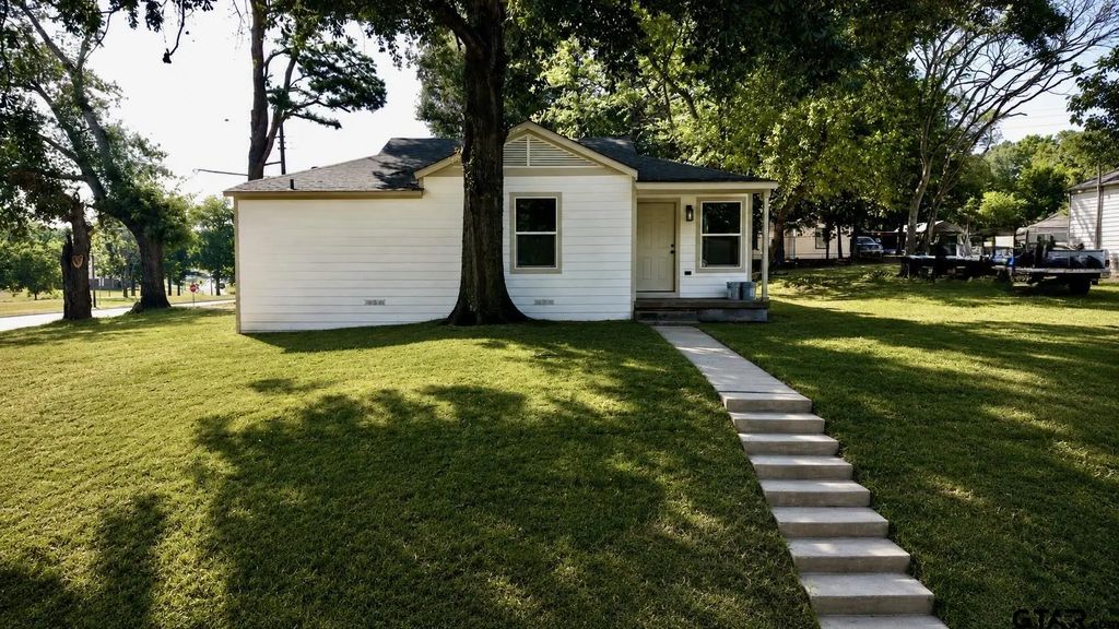 812 Sandlin Ave, Mount Pleasant