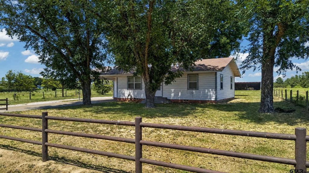 16887 Hwy 64 E, Tyler