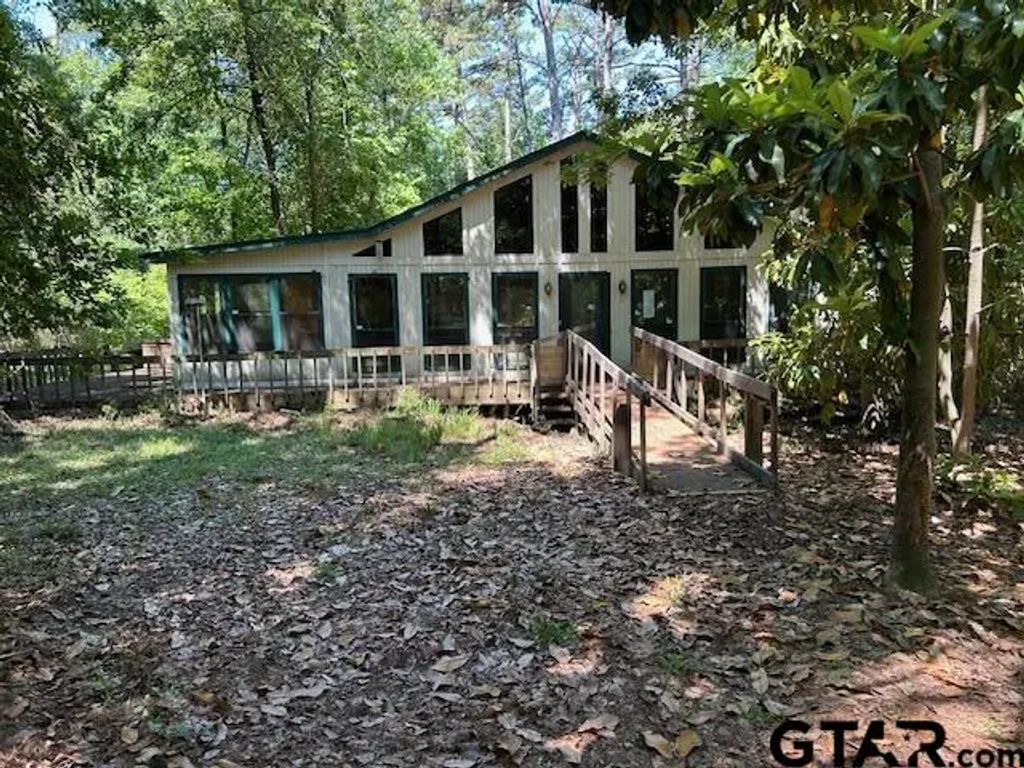 173 Bluewing Rdg, Holly Lake Ranch