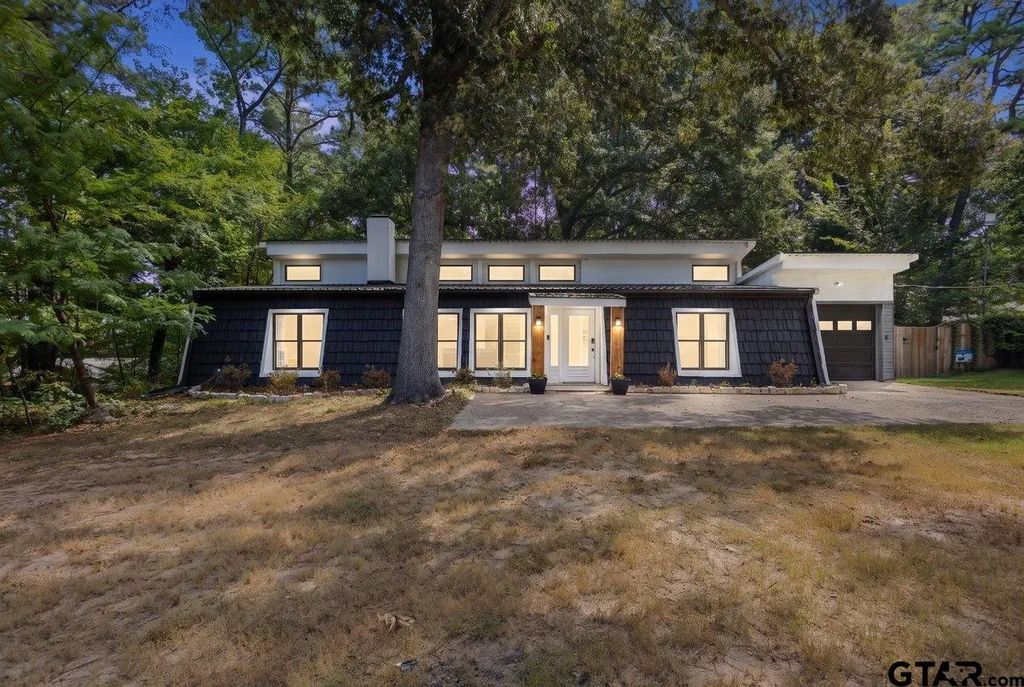 1219 Horseshoe Dr, Hideaway