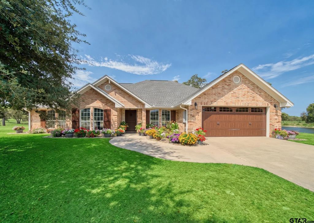 2929 Sw Cr 3170, Winnsboro