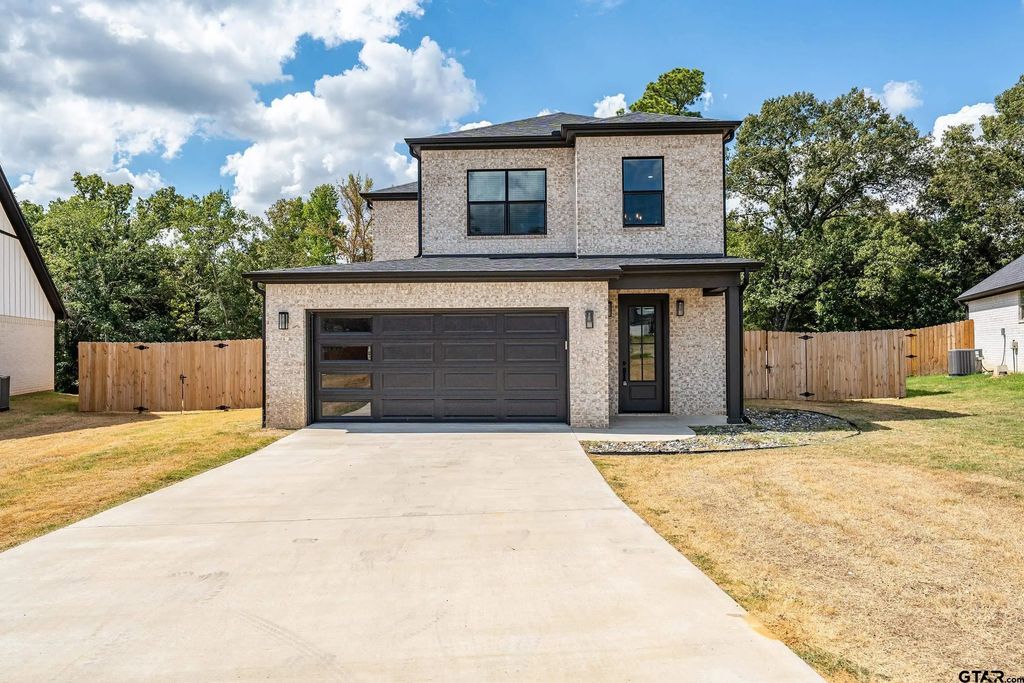 14835 Fallow Lane, Tyler