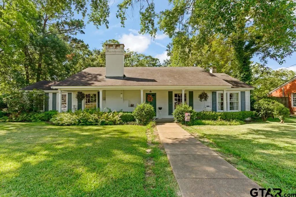719 North Street, Gilmer