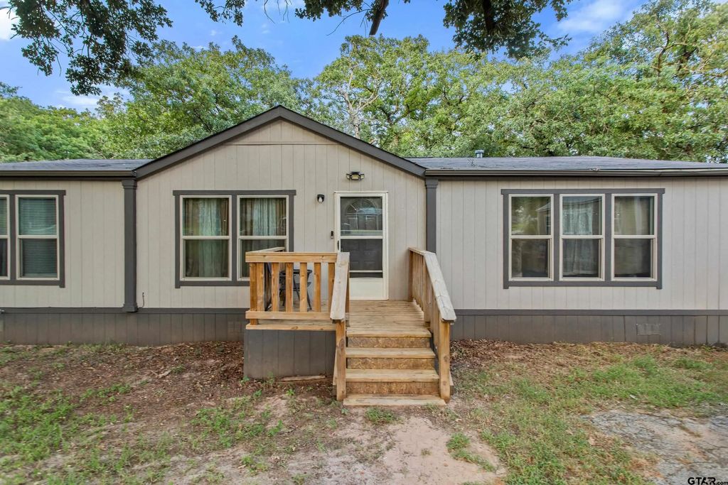 17210 Countrywood, Lindale