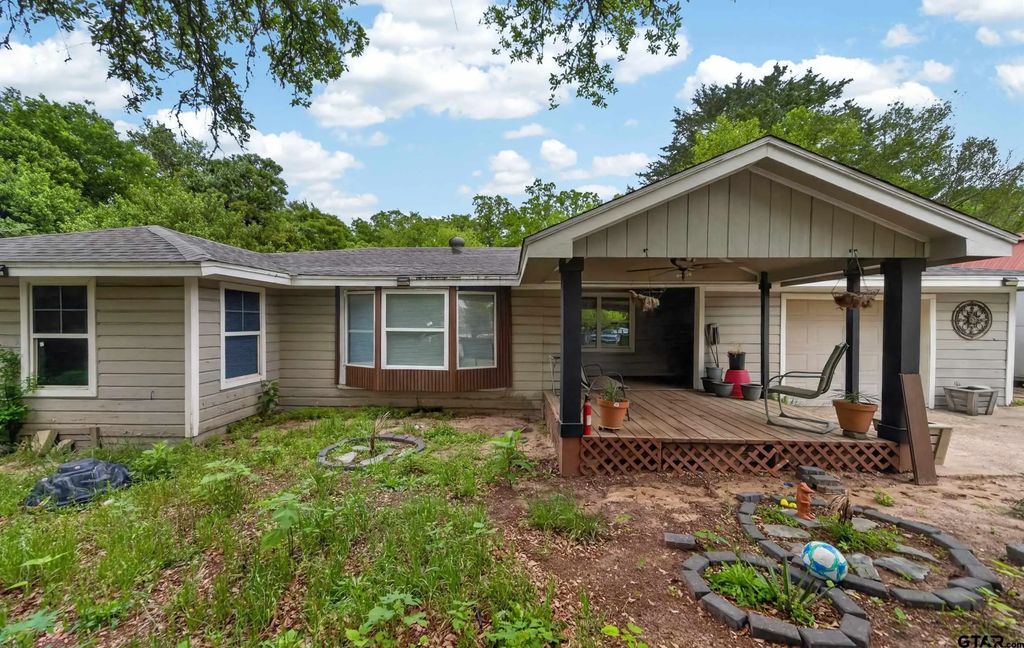 319 Mcarthur St., Athens