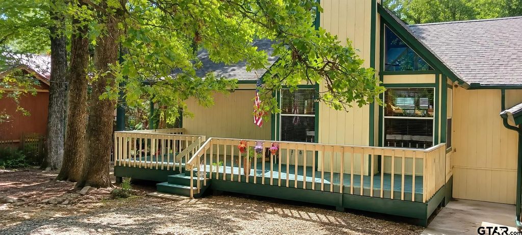 275 Wildwood Trail, Holly Lake Ranch