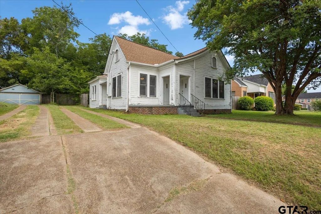 817 S Kennedy, Tyler