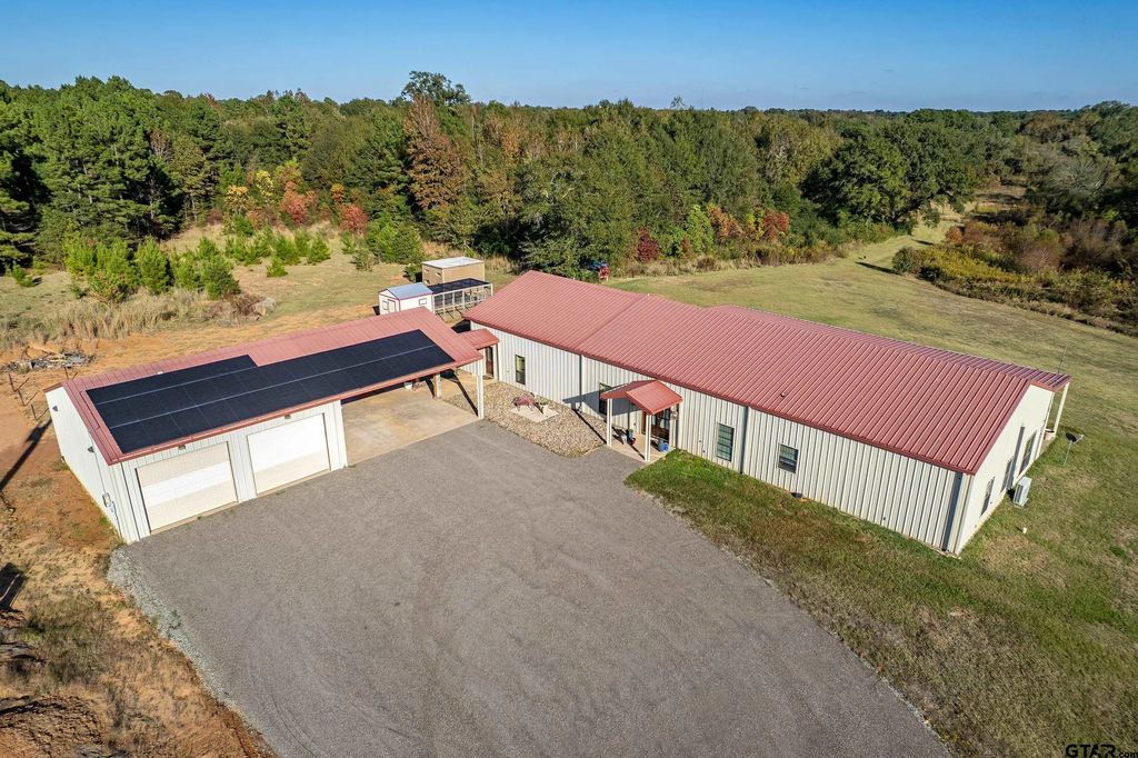 2600 Van Meter Rd, Kilgore