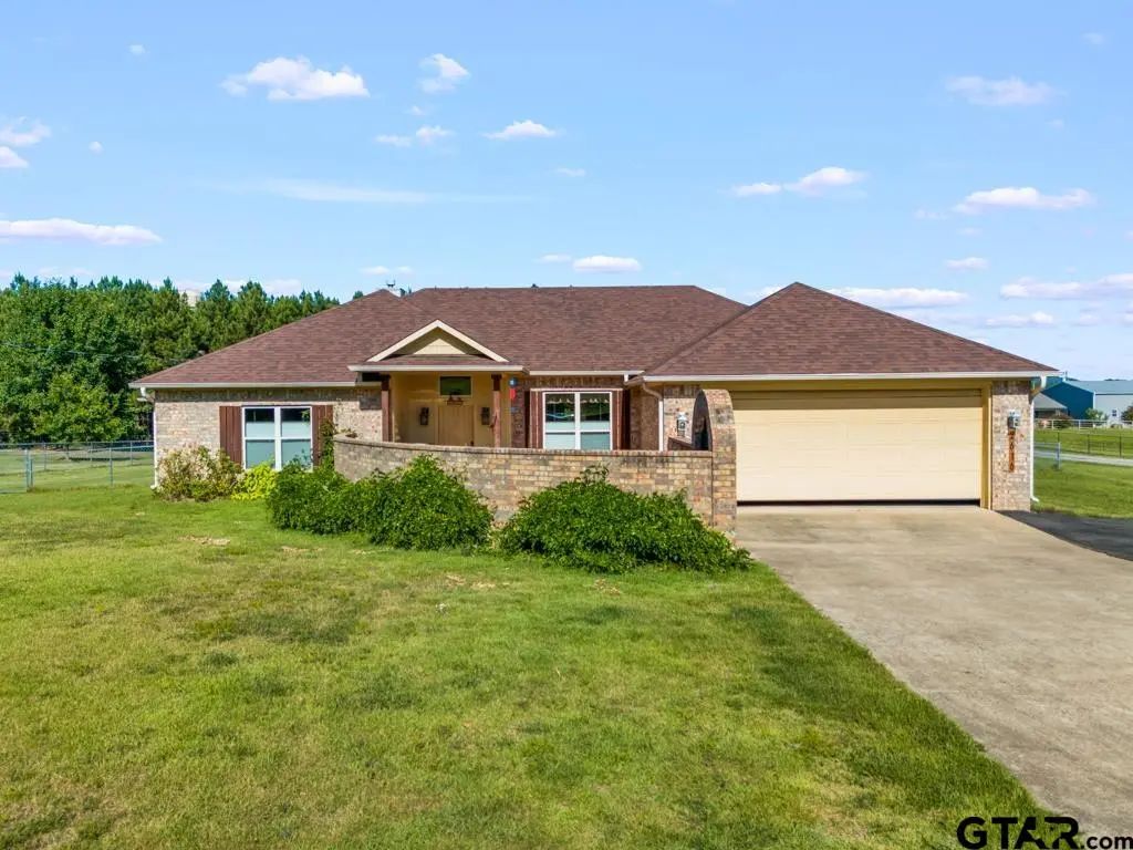2616 Bob O Link Rd, Gilmer