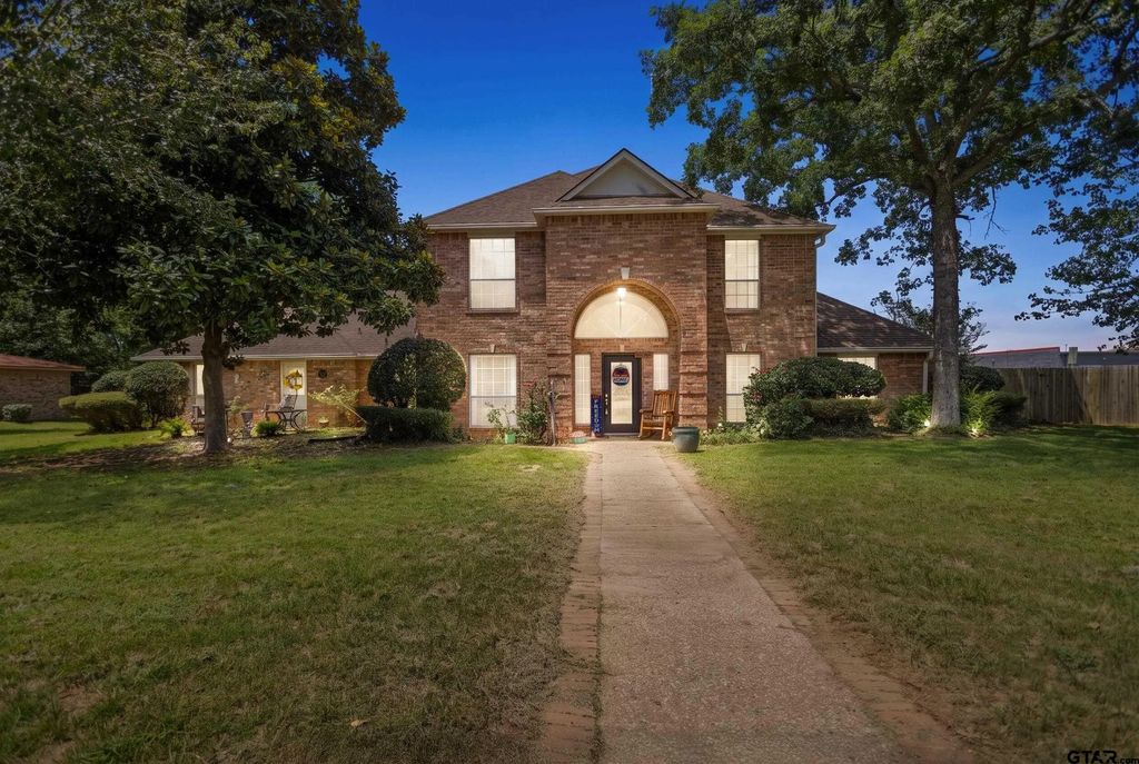 3099 Rolling Hill Dr, Tyler