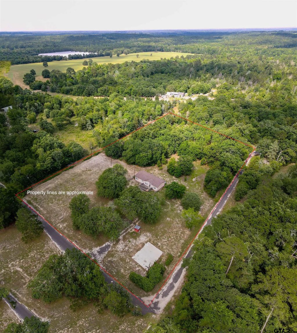275 County Road 3598, Winnsboro