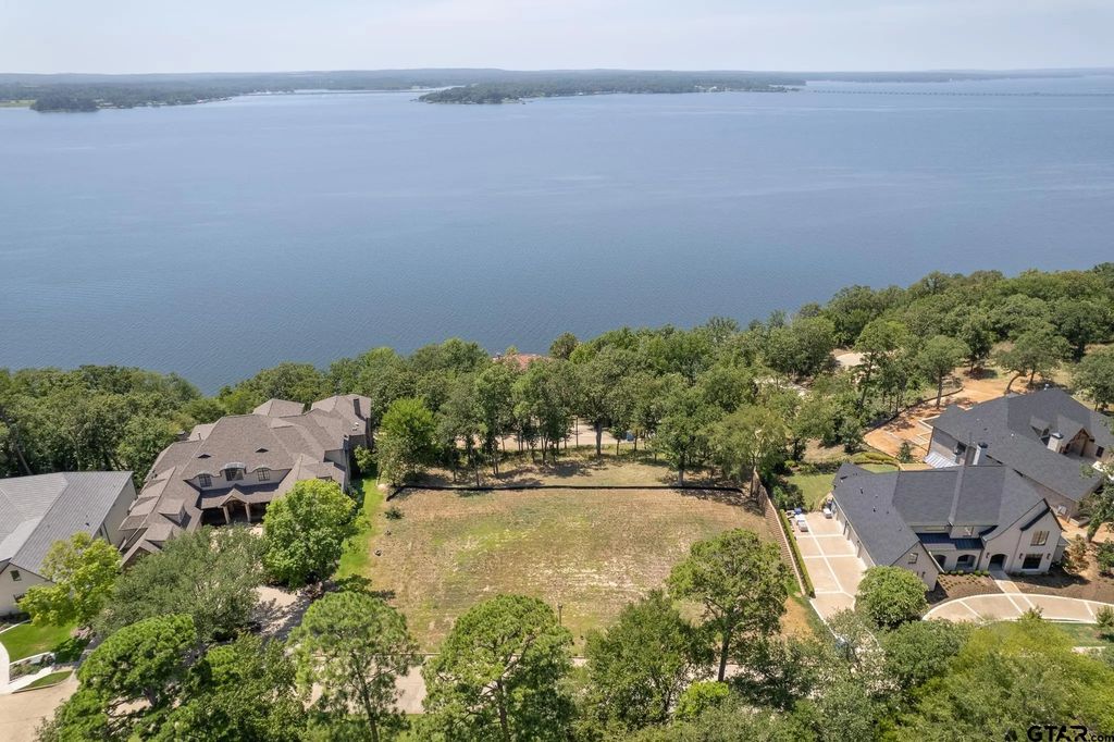 128 N Eagles Peak Dr., Bullard