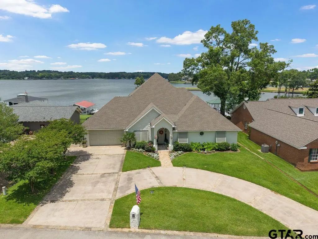 120 Marina Dr, Bullard