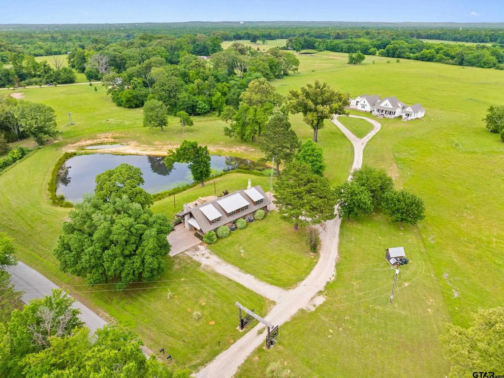 20108 Cr 452, Mineola