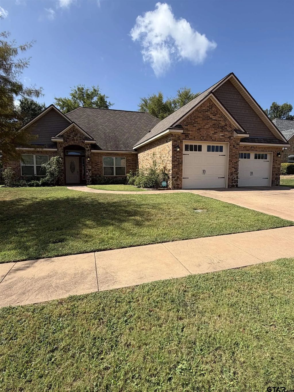 696 Linus Lane, Lindale