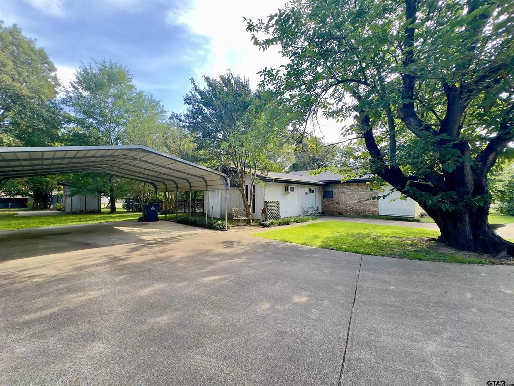 230 Scenic Loop, Hawkins