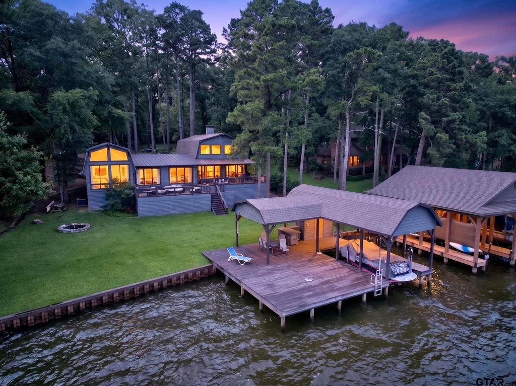 136 King Andrew Court, Scroggins