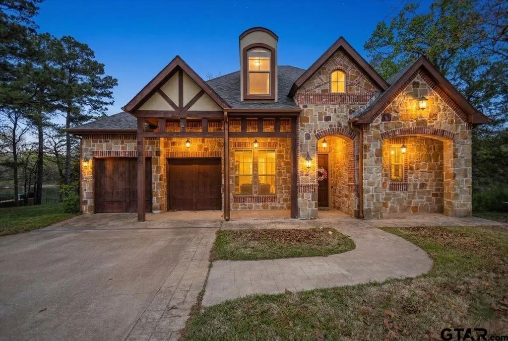2861 J Cupit Court, Tyler