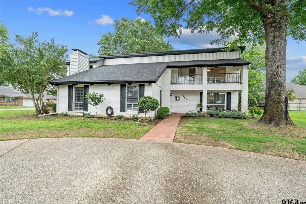 265 N Bay, Bullard
